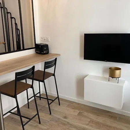 L'atelier - A Cote Abbatiale - Clim Reversible - Ideal Couples Apartment