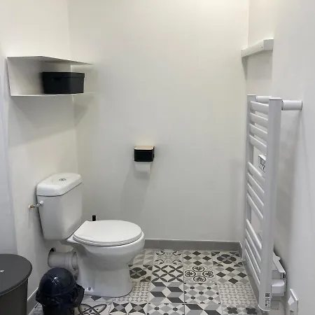 L'atelier - A Cote Abbatiale - Clim Reversible - Ideal Couples Apartment Moissac